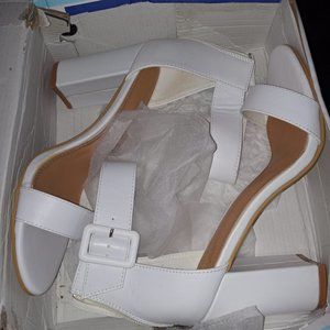 Brand New Never Worn White Women 👠 Heels In Size 10 Made By Rouge For $60